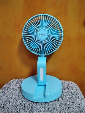 GeekAire Portable Rechargeable Oscilllating Table Fan with Light - Blue NIB